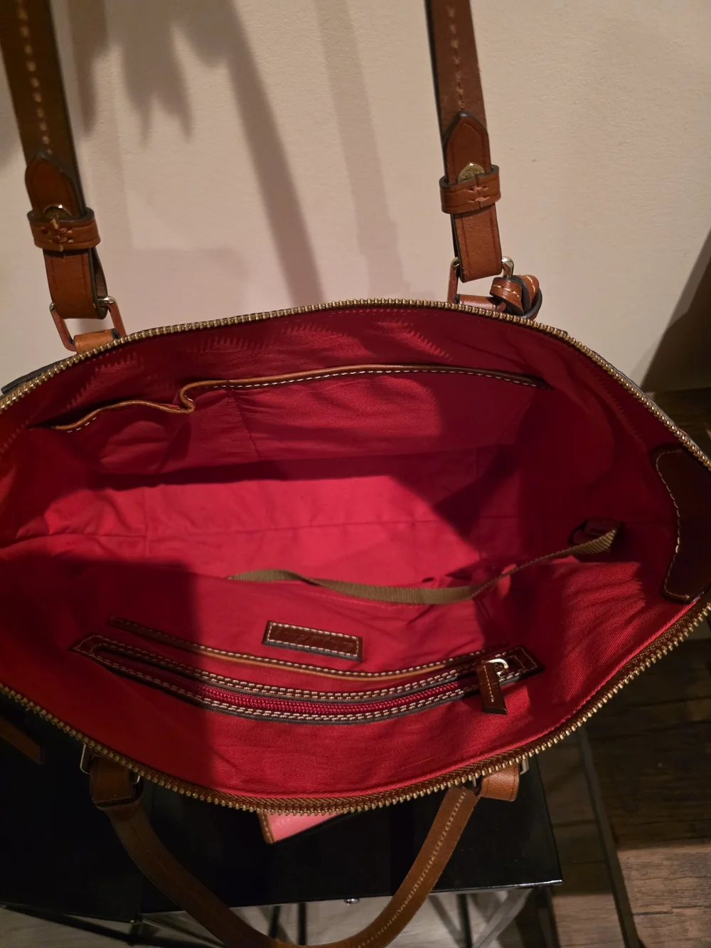 Dooney & Bourke stylish pink